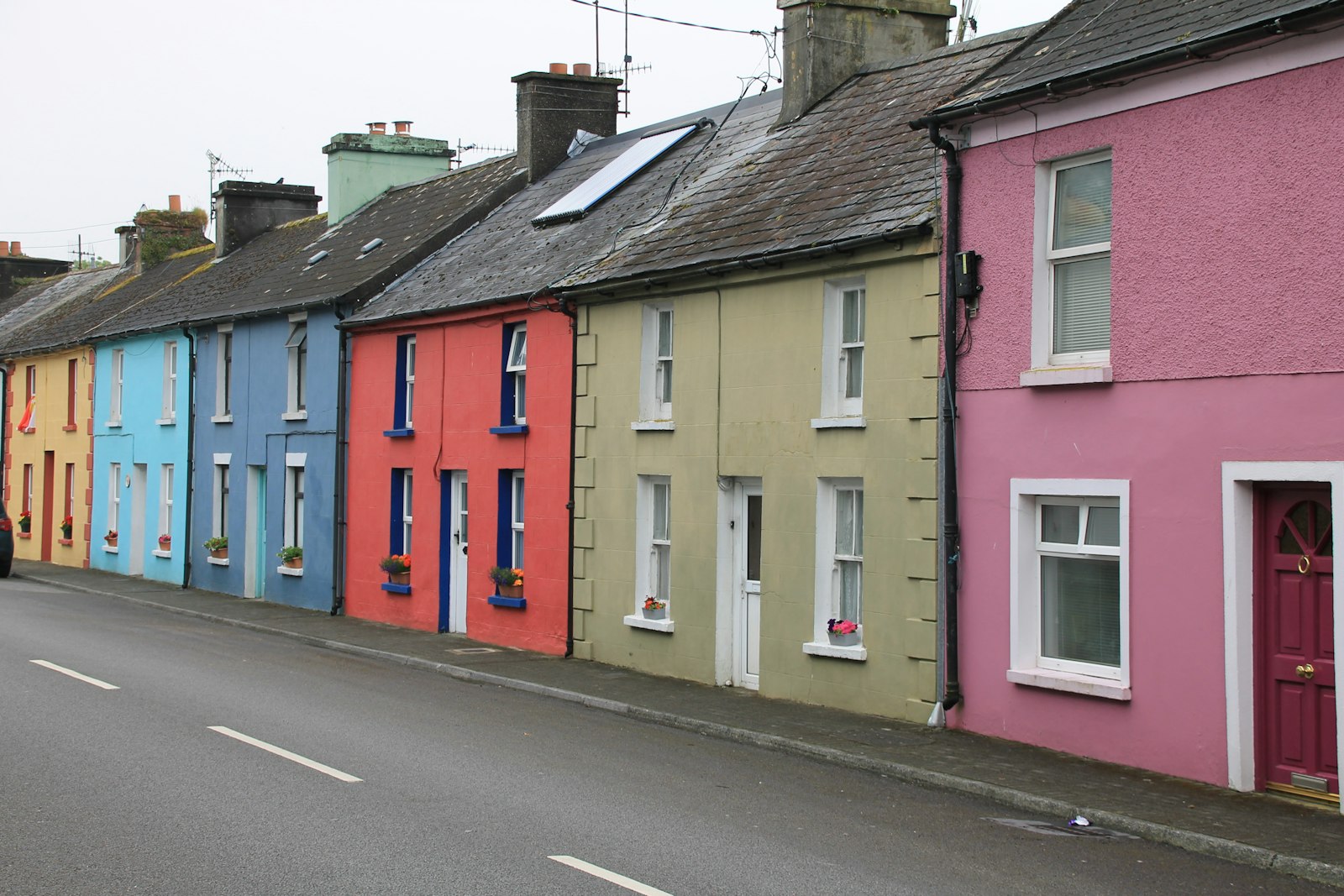 Row of terraced houses sharing party walls